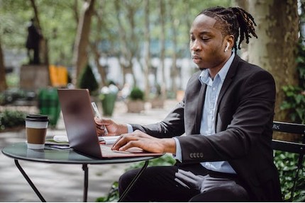 online writing jobs in Kenya